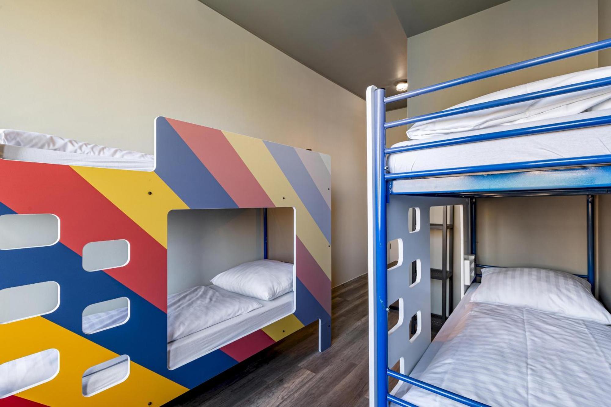 Hotel A&O Aachen Hauptbahnhof Zewnętrze zdjęcie