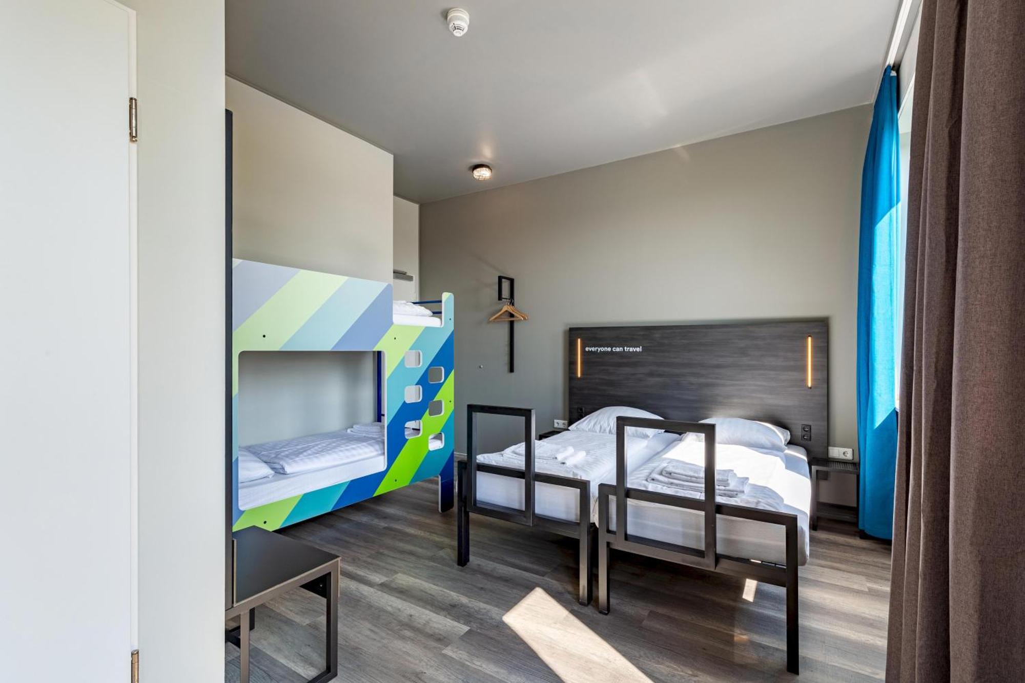Hotel A&O Aachen Hauptbahnhof Zewnętrze zdjęcie