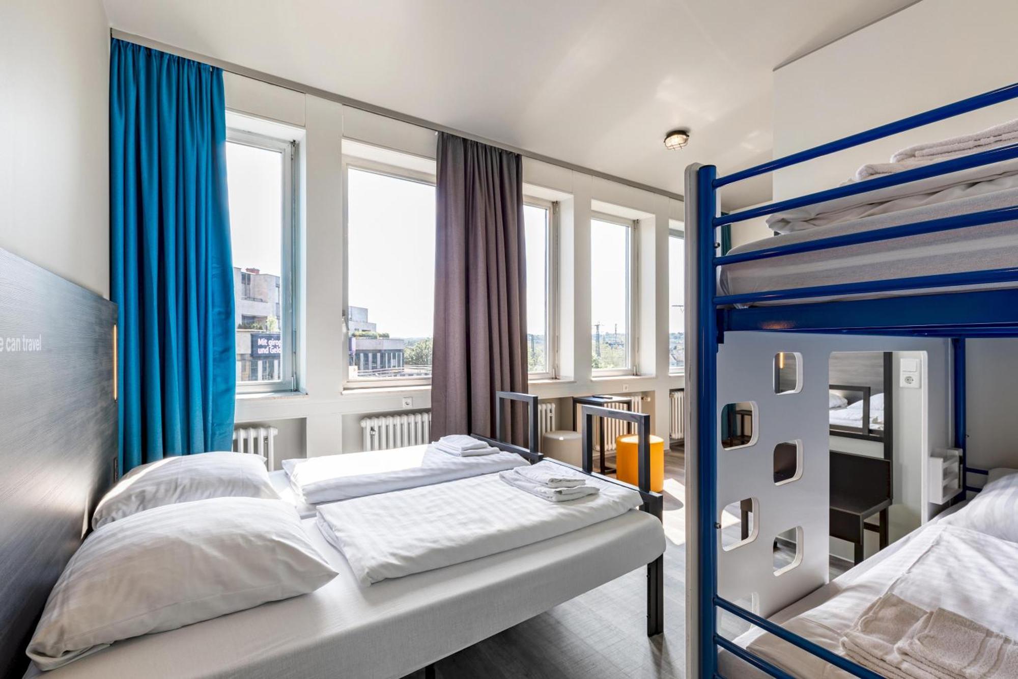 Hotel A&O Aachen Hauptbahnhof Zewnętrze zdjęcie