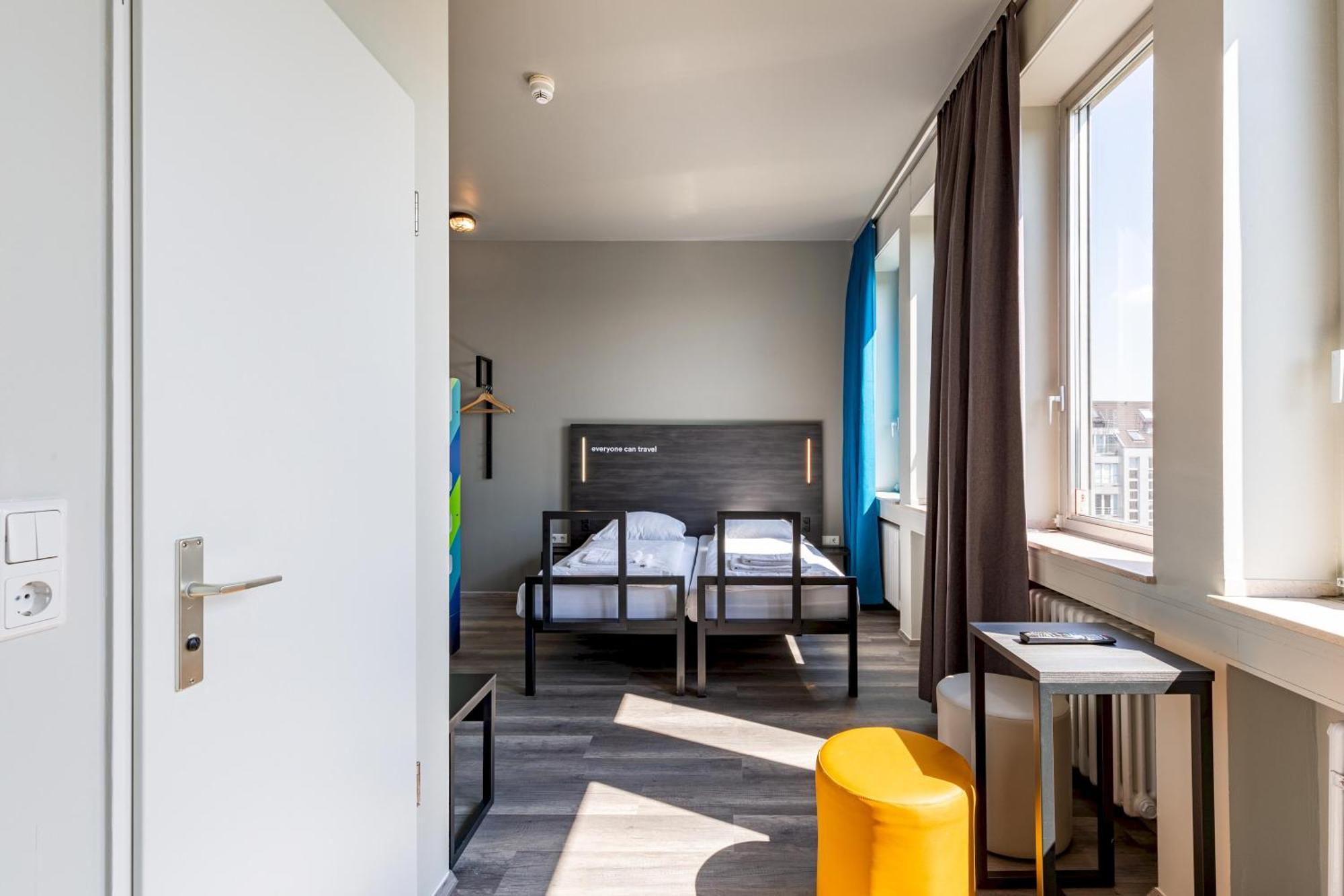 Hotel A&O Aachen Hauptbahnhof Zewnętrze zdjęcie