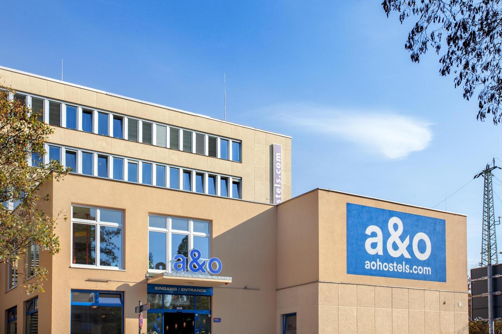 Hotel A&O Aachen Hauptbahnhof Zewnętrze zdjęcie